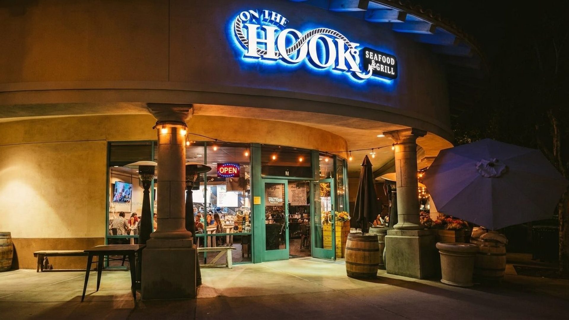 Family, seafood, and Southern flavor done right