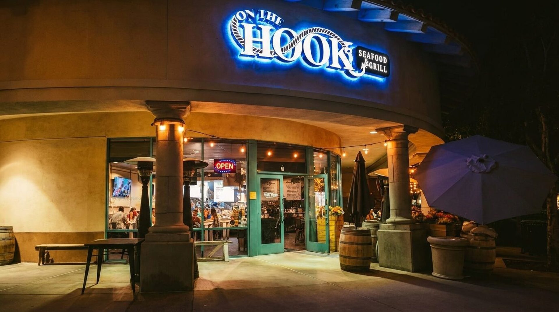 Family, seafood, and Southern flavor done right